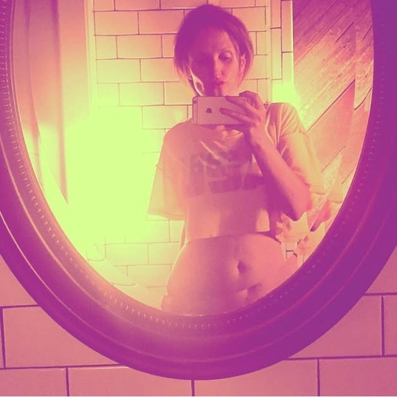 *RARE* Wildfox Couture USA Cropped Tee! Limited Run - Picture 3 of 5